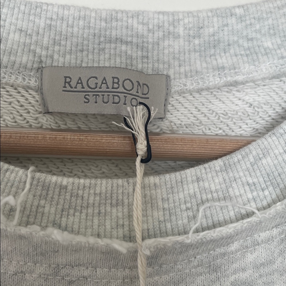 NWT Free People Ragabond City Dreams Sweatshirt- M - Picture 8 of 9